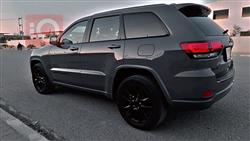 جیپ گراند شیرۆکی